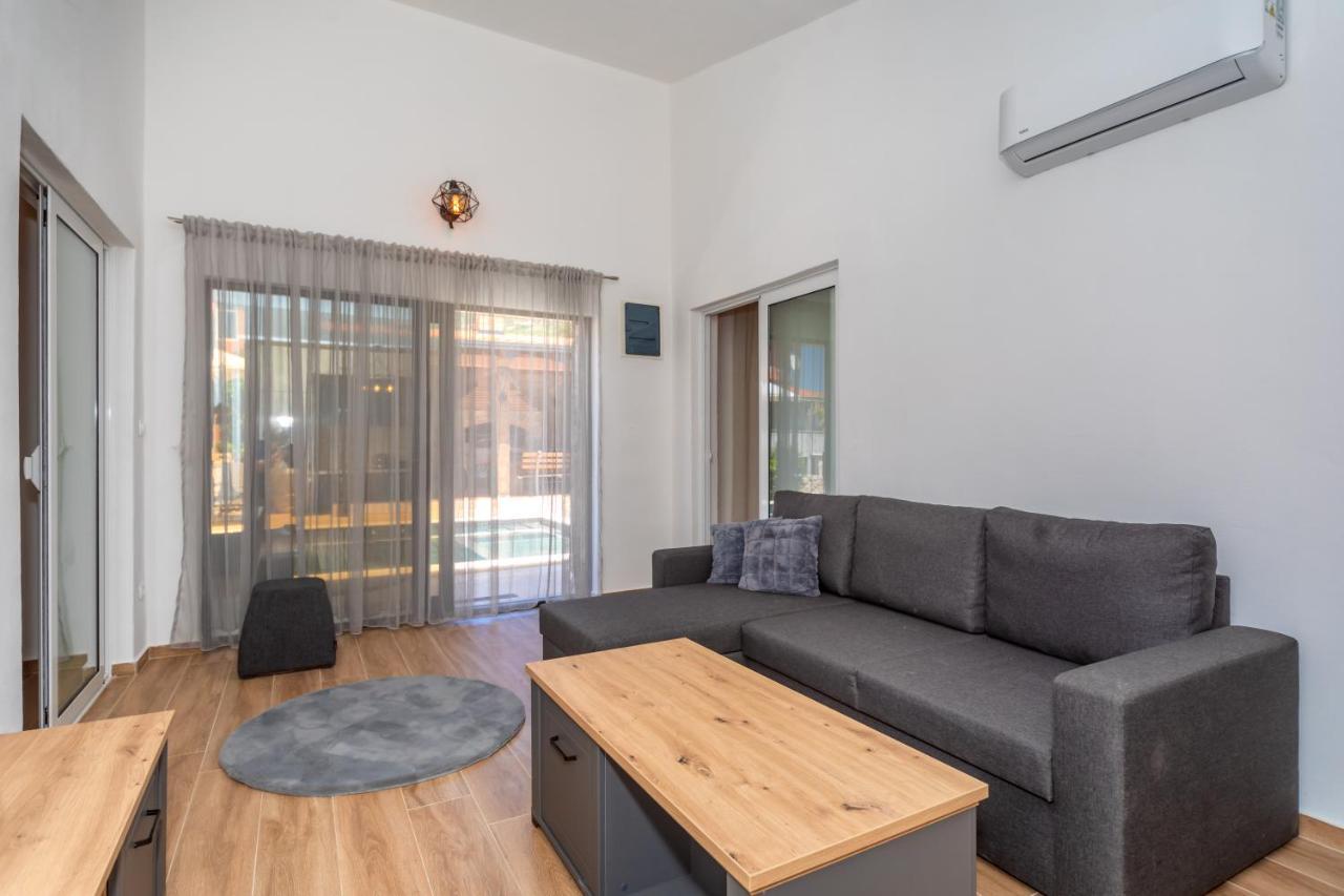 Apartman Sara Bar Exterior photo